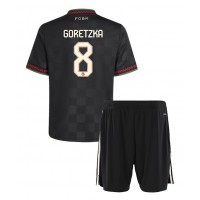 Bayern Munich Leon Goretzka #8 Tretí Detský futbalový dres 2025-26 Krátky Rukáv (+ trenírky)
